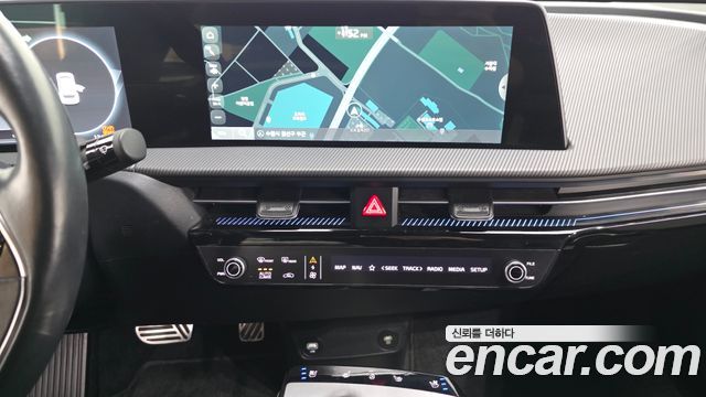 Kia EV6 2022 — photo 19