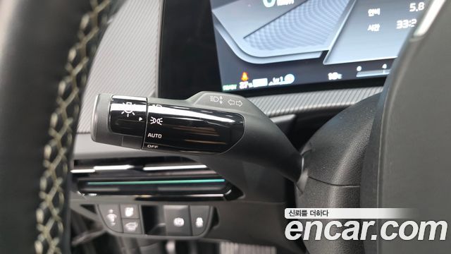 Kia EV6 2022 — photo 30