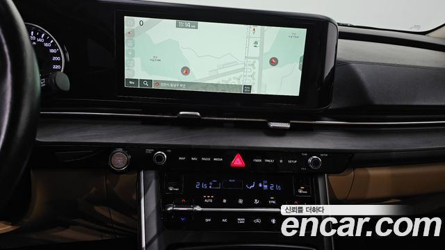 Kia Canival 2023 — photo 20