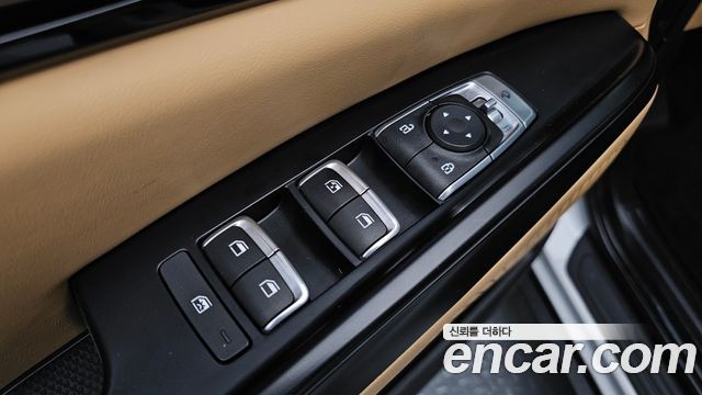 Kia Canival 2023 — photo 30