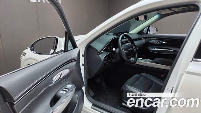 Genesis GV70 2022 — photo 13