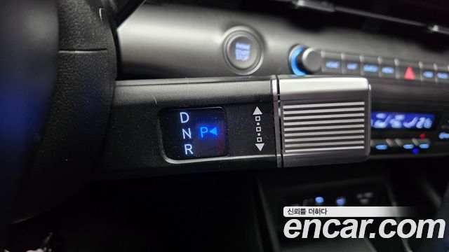 Hyundai Kona 2025 — photo 12