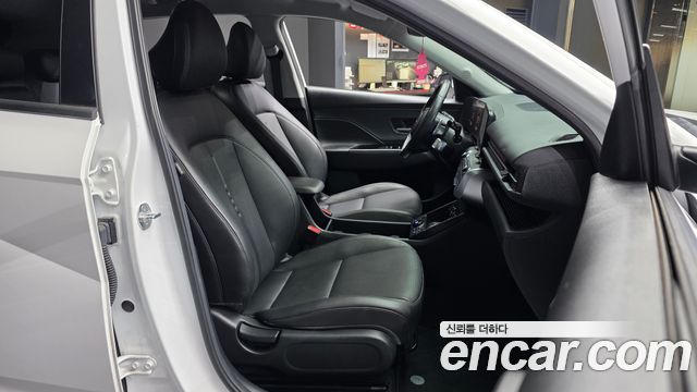 Hyundai Kona 2025 — photo 17