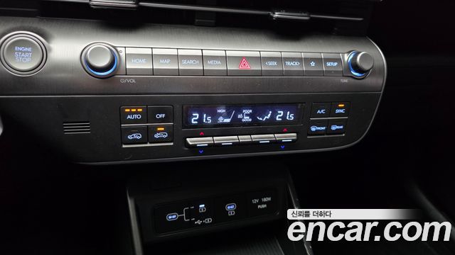 Hyundai Kona 2025 — photo 23