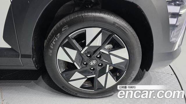 Hyundai Kona 2025 — photo 7