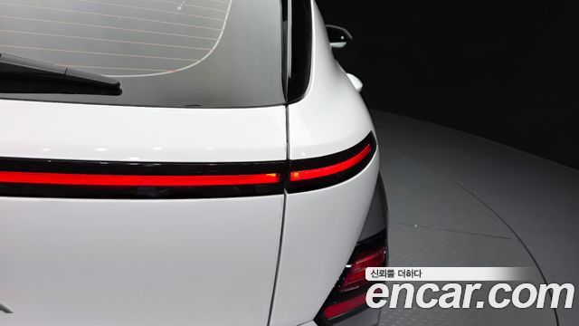 Hyundai Kona 2025 — photo 9