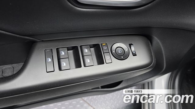 Hyundai Kona 2025 — photo 30