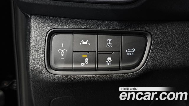 Hyundai Santafe 2019 — photo 23