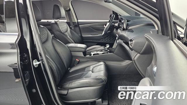 Hyundai Santafe 2019 — photo 16