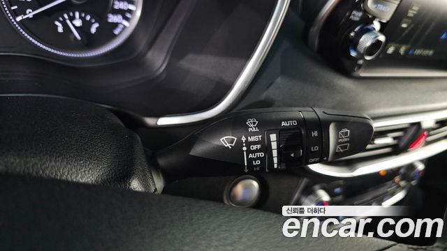 Hyundai Santafe 2019 — photo 28