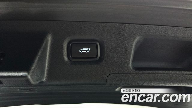Hyundai Santafe 2019 — photo 30