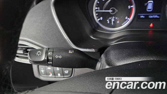 Hyundai Santafe 2019 — photo 32