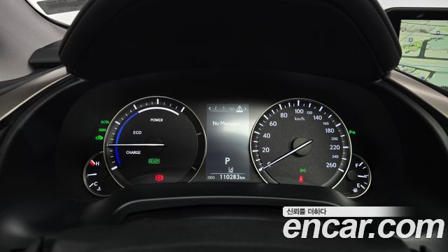Lexus RX 2019 — photo 11
