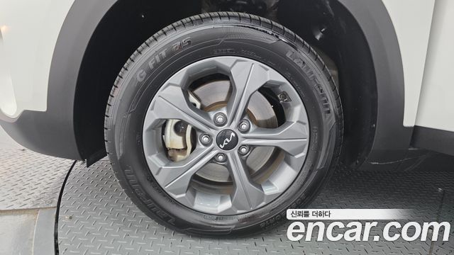 Kia Seltos 2023 — photo 5