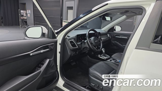 Kia Seltos 2023 — photo 10