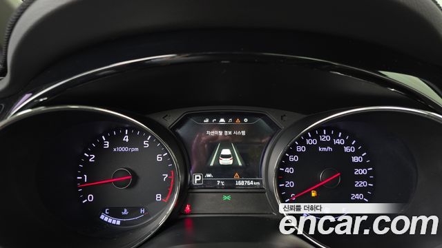 Kia Canival 2016 — photo 11