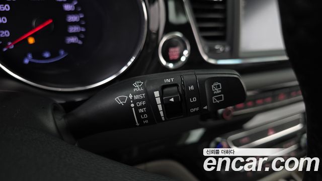 Kia Canival 2016 — photo 27