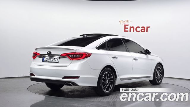 Hyundai Sonata 2015 — photo 2