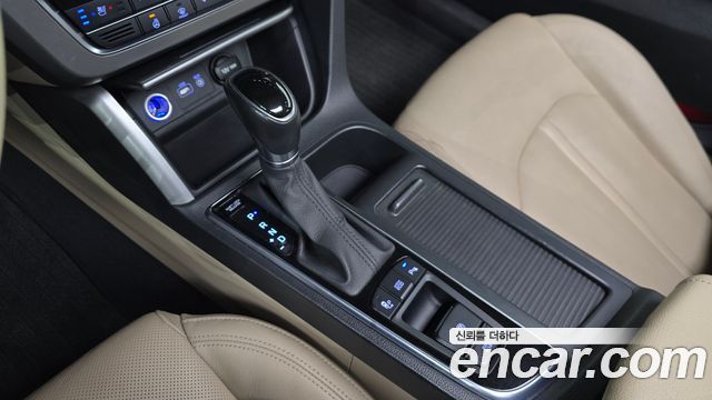 Hyundai Sonata 2015 — photo 12