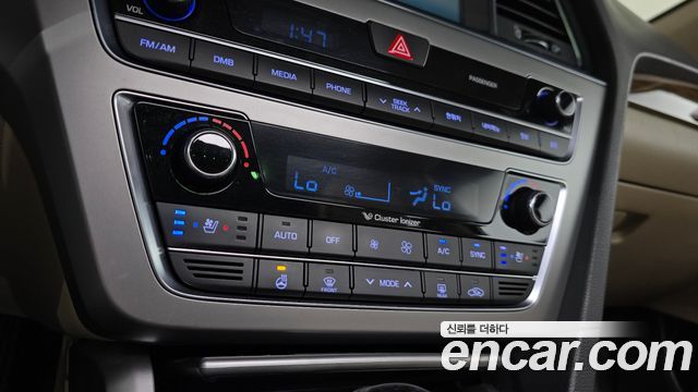 Hyundai Sonata 2015 — photo 24