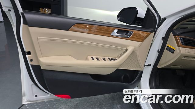 Hyundai Sonata 2015 — photo 14