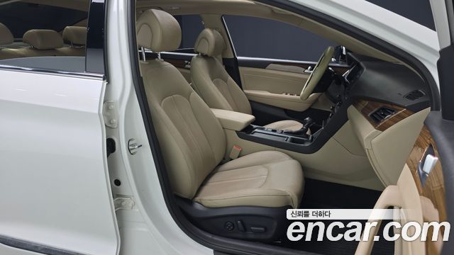 Hyundai Sonata 2015 — photo 16