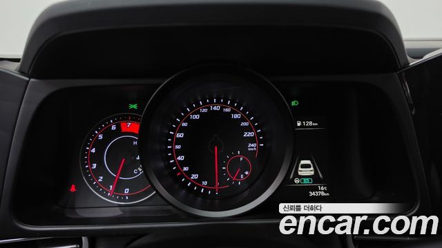 Hyundai AVANTE 2022 — photo 11