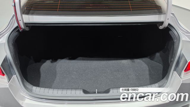 Hyundai AVANTE 2022 — photo 22