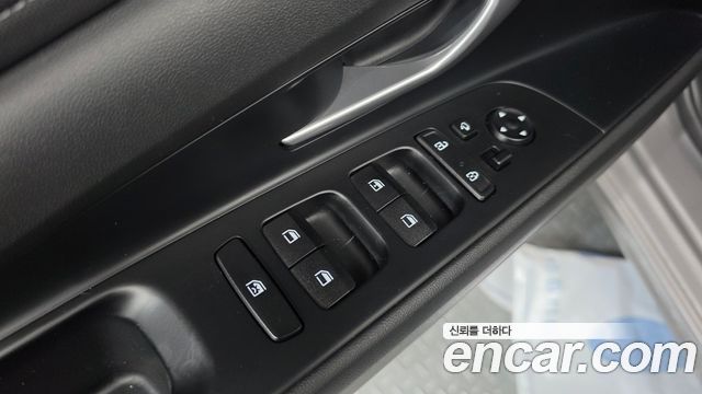 Hyundai AVANTE 2022 — photo 25