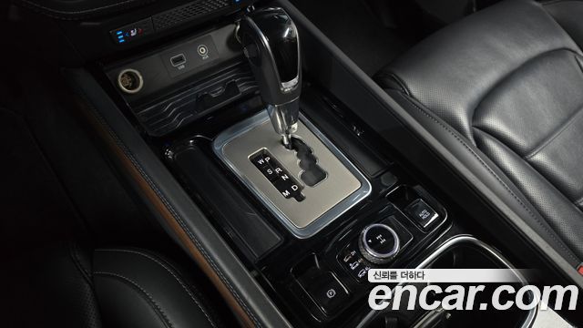 KG Mobility Rexton 2018 — photo 12