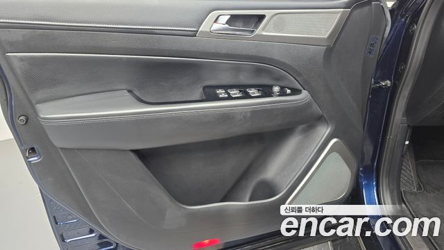 KG Mobility Rexton 2018 — photo 14