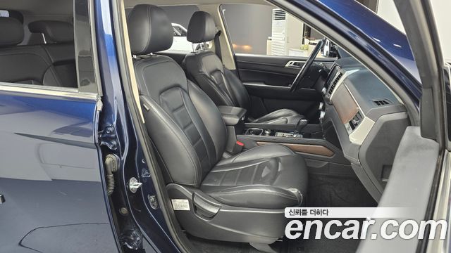 KG Mobility Rexton 2018 — photo 16