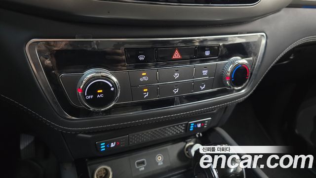 KG Mobility Rexton 2018 — photo 32