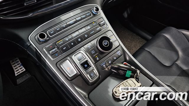 Hyundai Santafe 2021 — photo 12