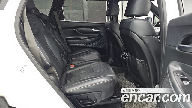 Hyundai Santafe 2021 — photo 17