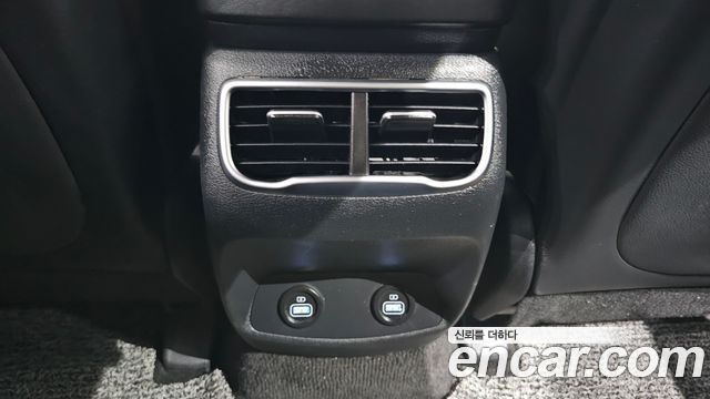 Hyundai Santafe 2021 — photo 31