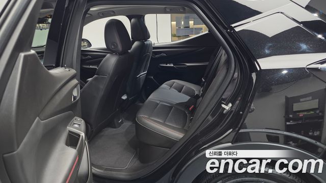 Chevrolet Korea 볼트 EUV 2023 — photo 17