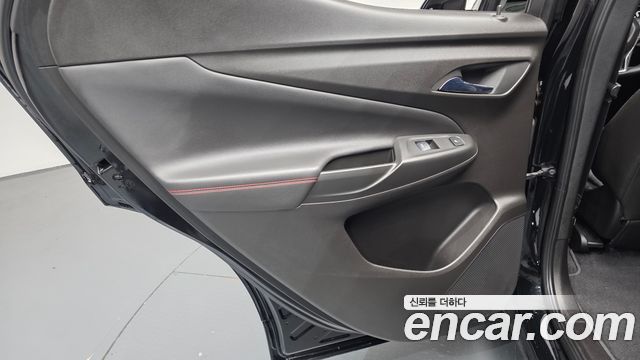 Chevrolet Korea 볼트 EUV 2023 — photo 15