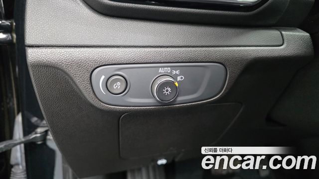 Chevrolet Korea 볼트 EUV 2023 — photo 27