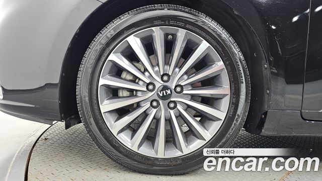 Kia K7 2017 — photo 5