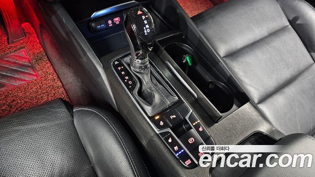 Kia K7 2017 — photo 9