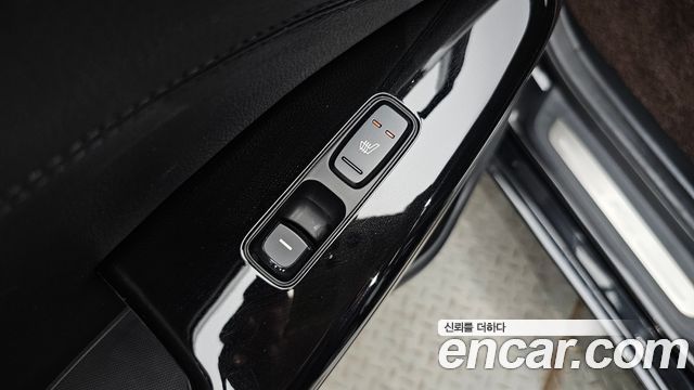 Kia K7 2017 — photo 19