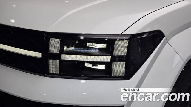Hyundai Santafe 2024 — photo 8