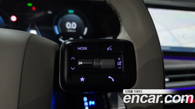 Hyundai Santafe 2024 — photo 32