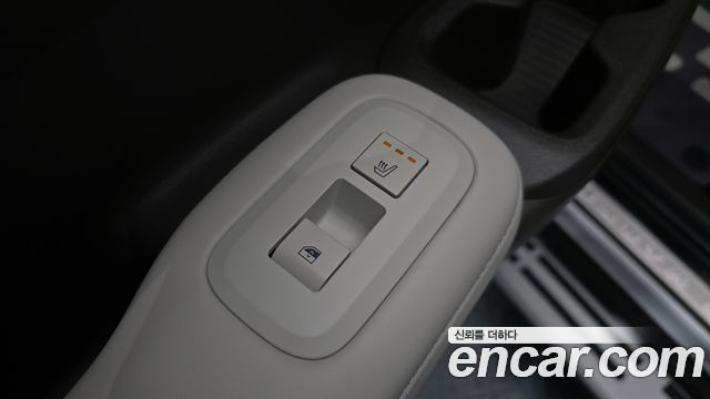 Hyundai Santafe 2024 — photo 36