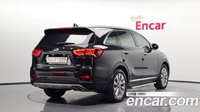 Kia Sorento 2019 — photo 2