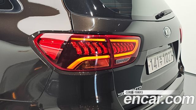 Kia Sorento 2019 — photo 9