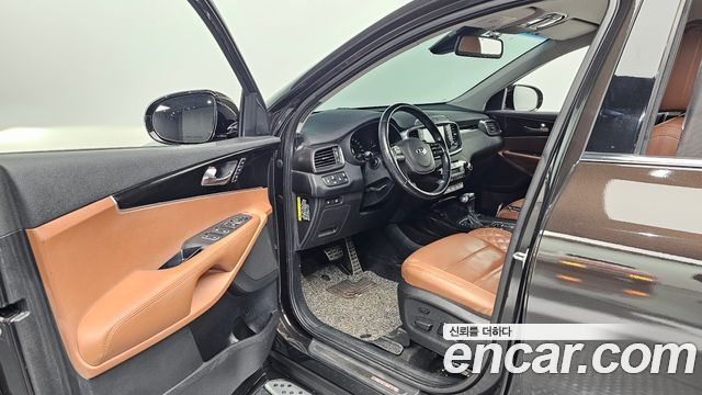 Kia Sorento 2019 — photo 16