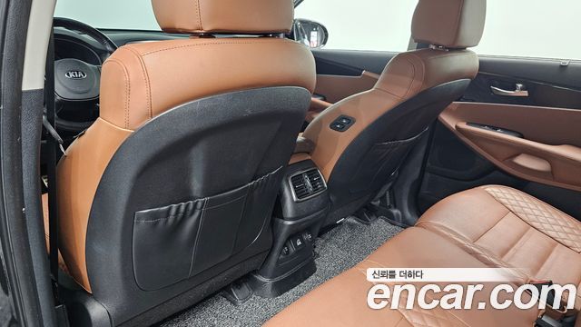 Kia Sorento 2019 — photo 29
