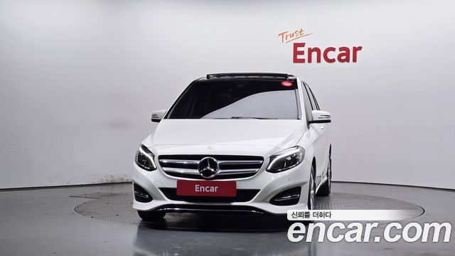 Mercedes-Benz B-Class 2015 — photo 3